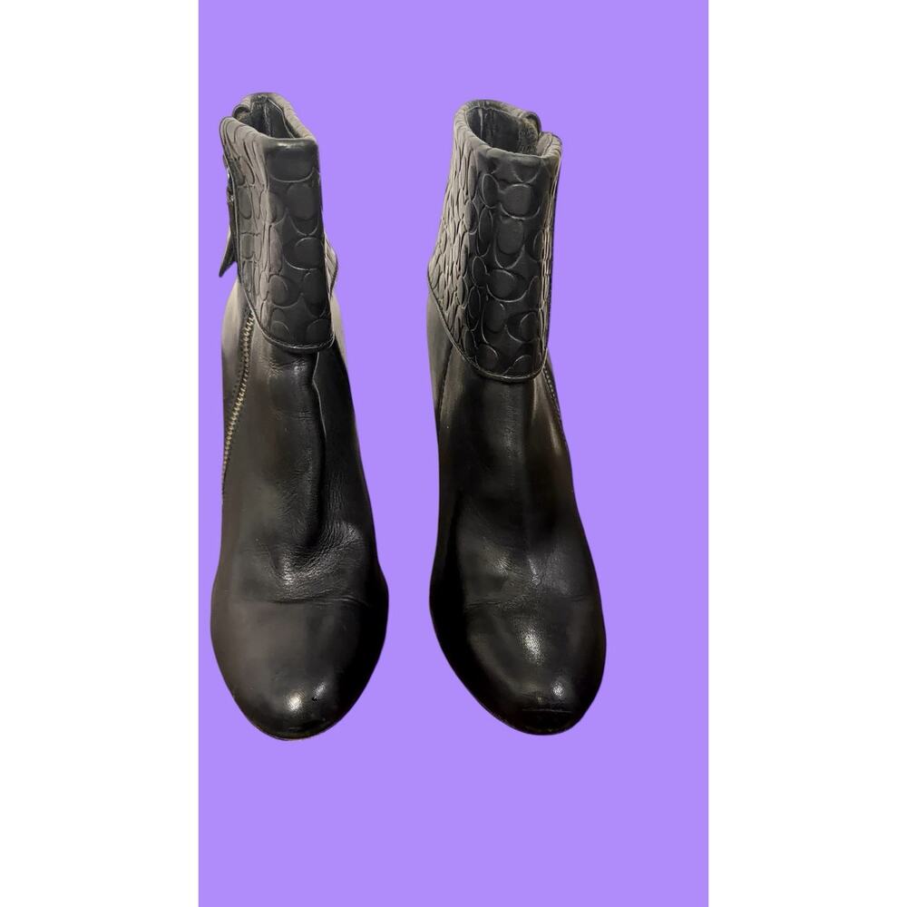 Coach Size 8 Mackenna High Heel Booties Boots Embossed Cuff Leather Black Shoes - Picture 3 of 7